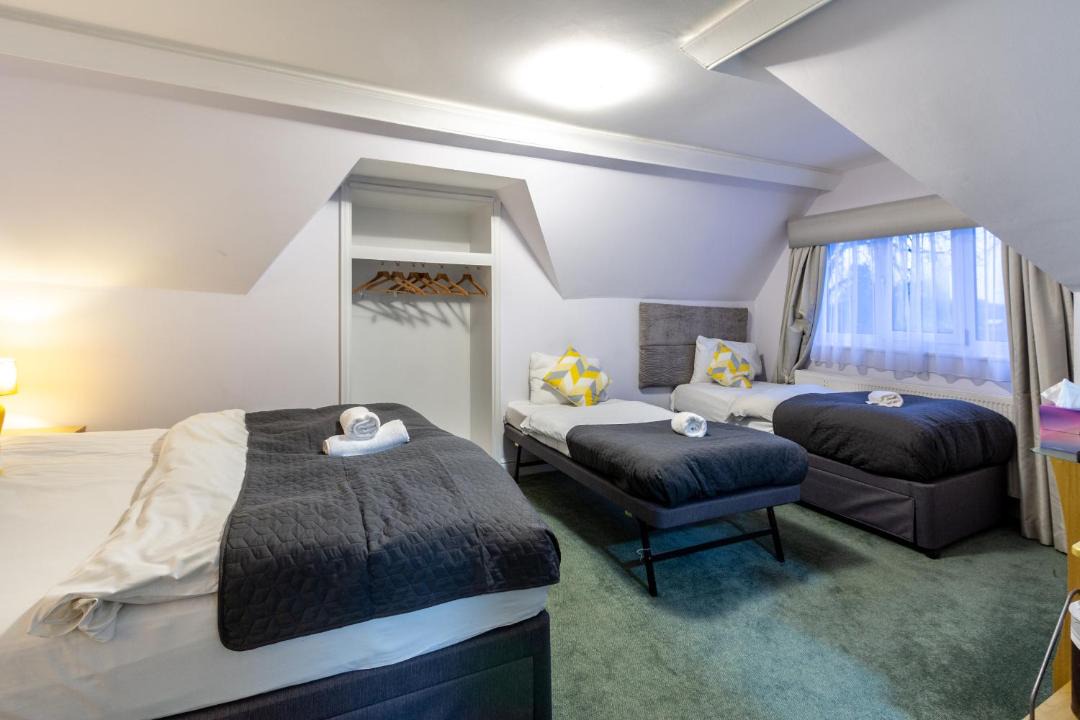 Photo of Bedroom in Horley