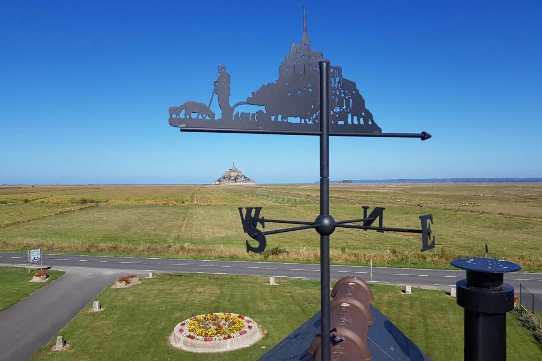 Photo of Others in Pontorson