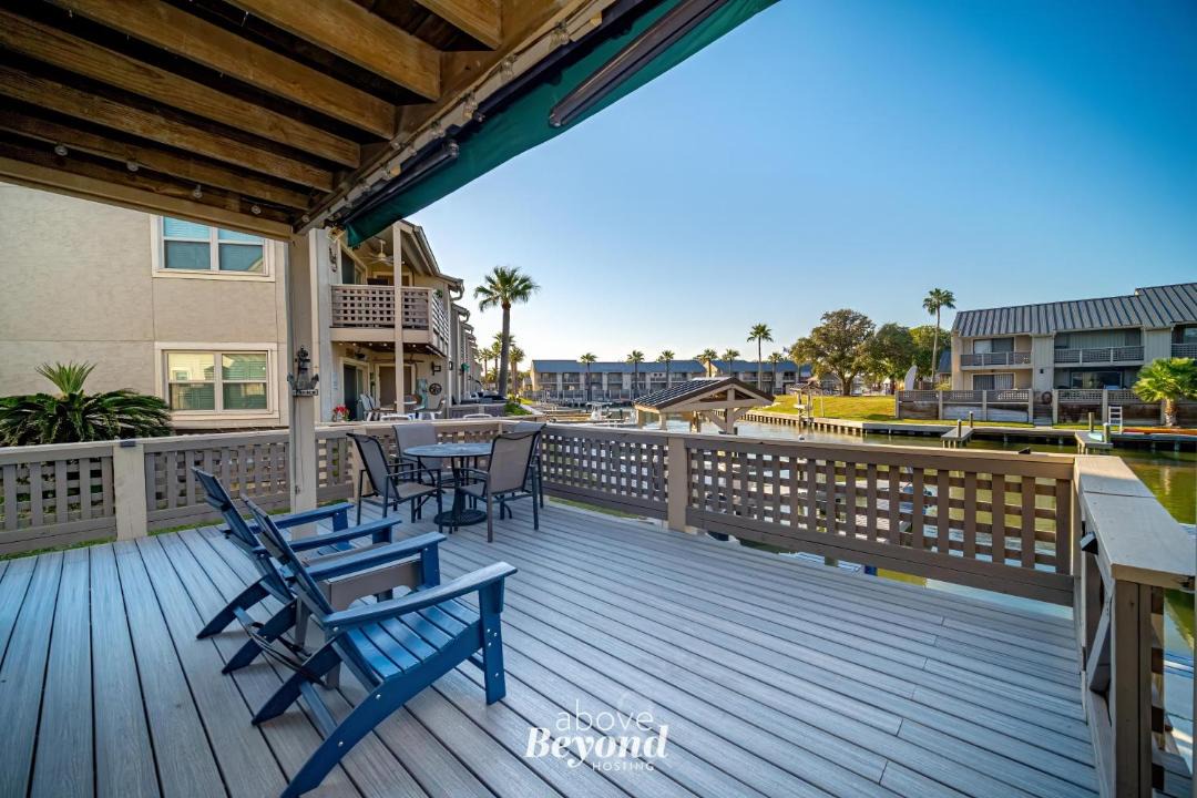 Photo of Patio Balcony in Harbor Oaks