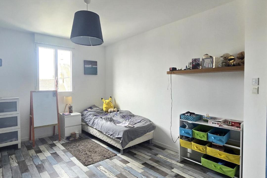 Photo of Bedroom in Republique