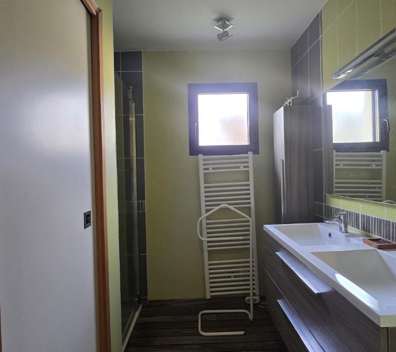 Photo of Bathroom in Volnay