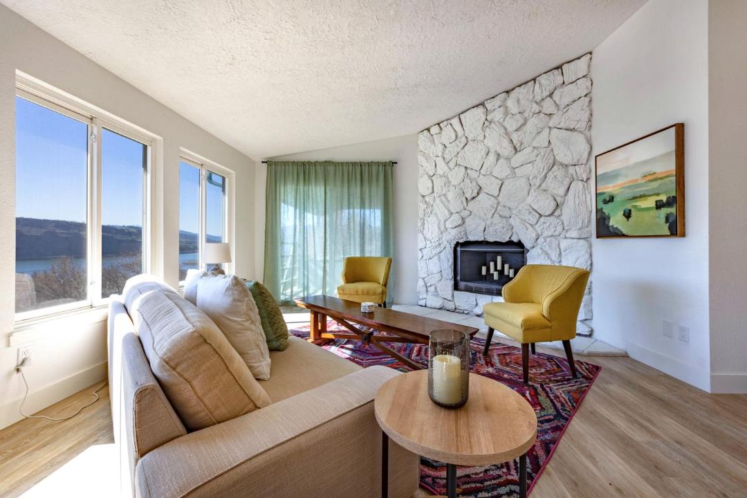 Photo of Others in Lyle