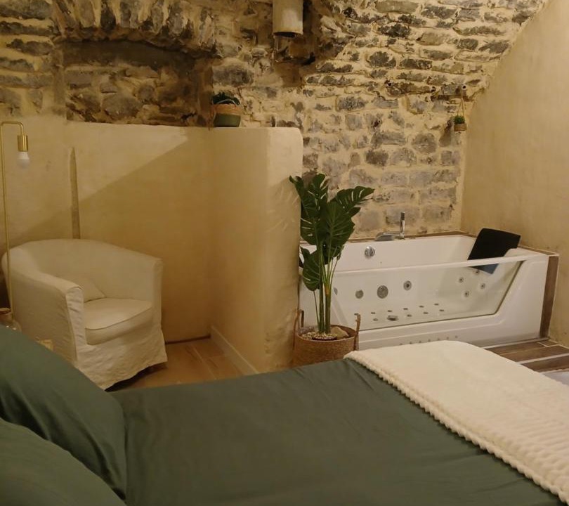 Photo of Others in Villeneuve-de-Berg