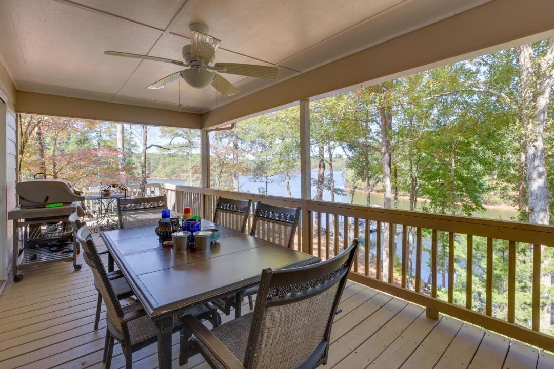 Photo of Patio Balcony in Newell
