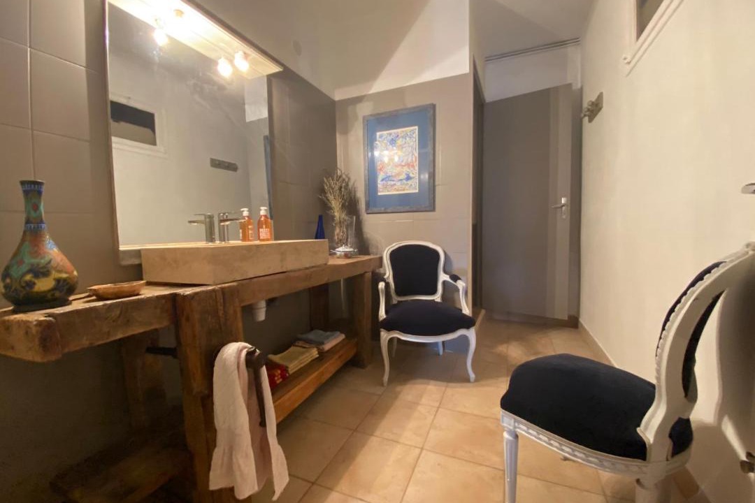 Photo of Bathroom in Briennon