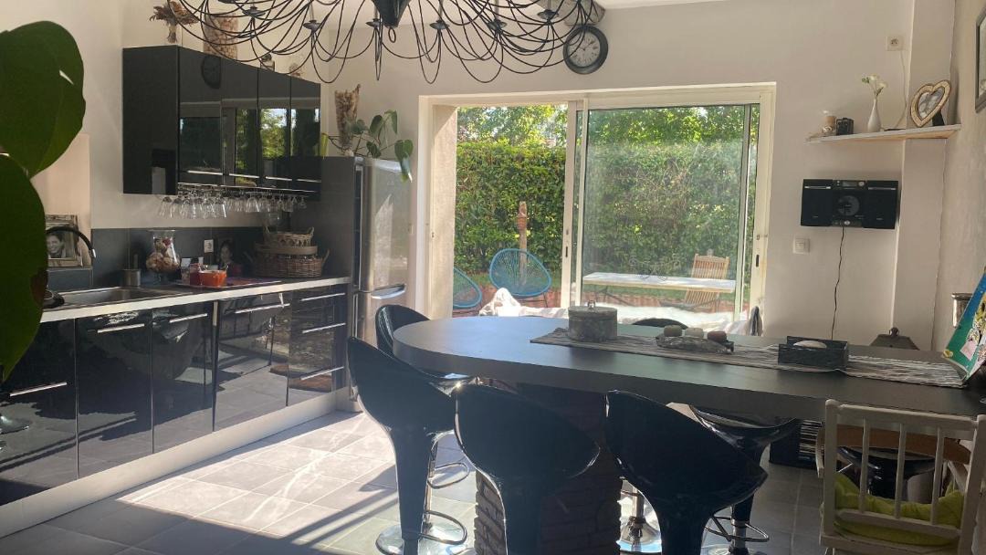 Photo of Kitchen in Briennon