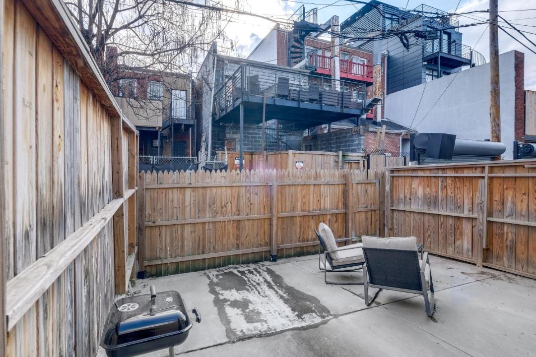 Photo of Patio Balcony in H Street Corridor