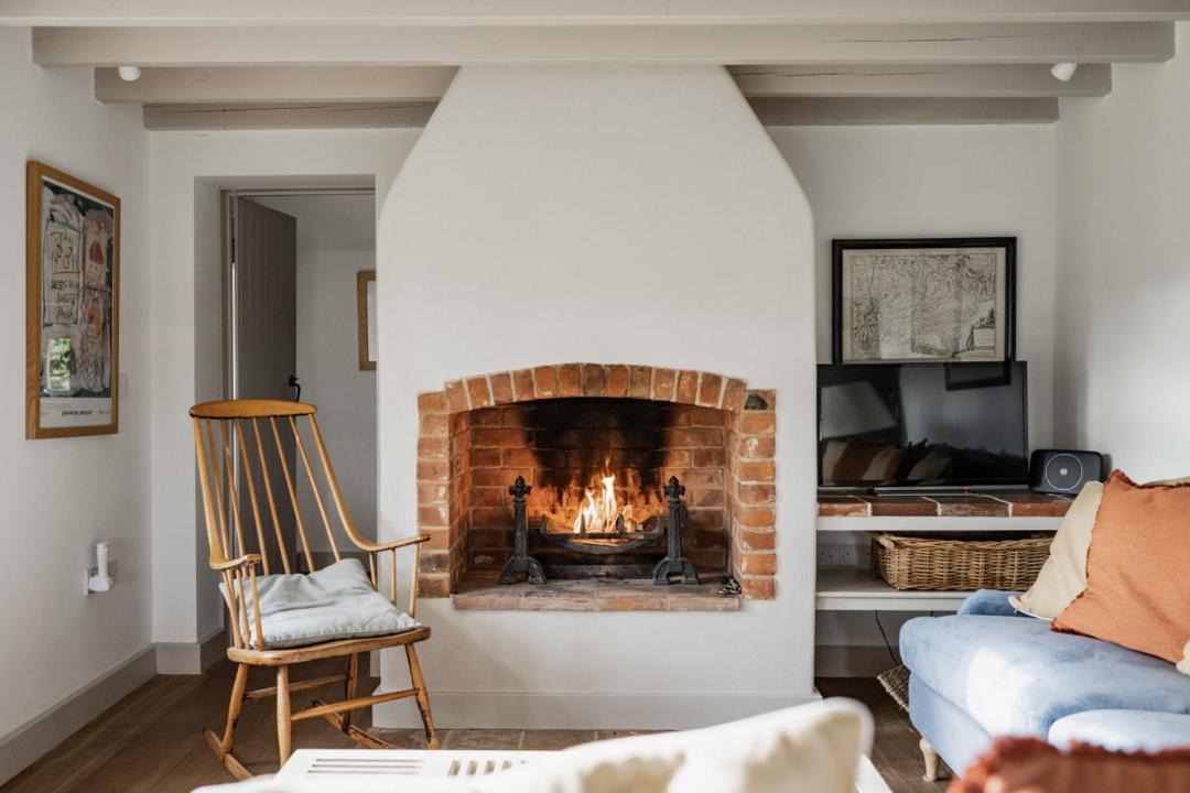 Photo of Others in Field Dalling