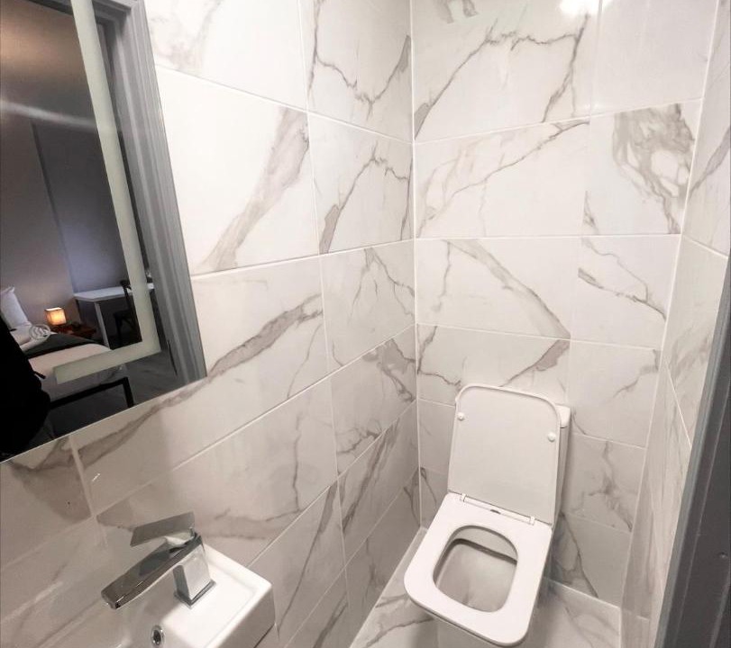 Photo of Bathroom in Evelyn