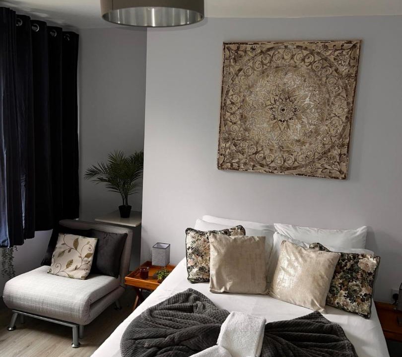 Photo of Bedroom in Evelyn