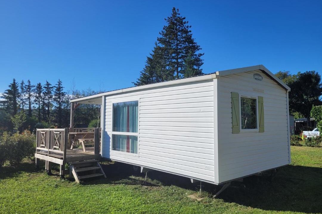 Photo of Others in Manthes