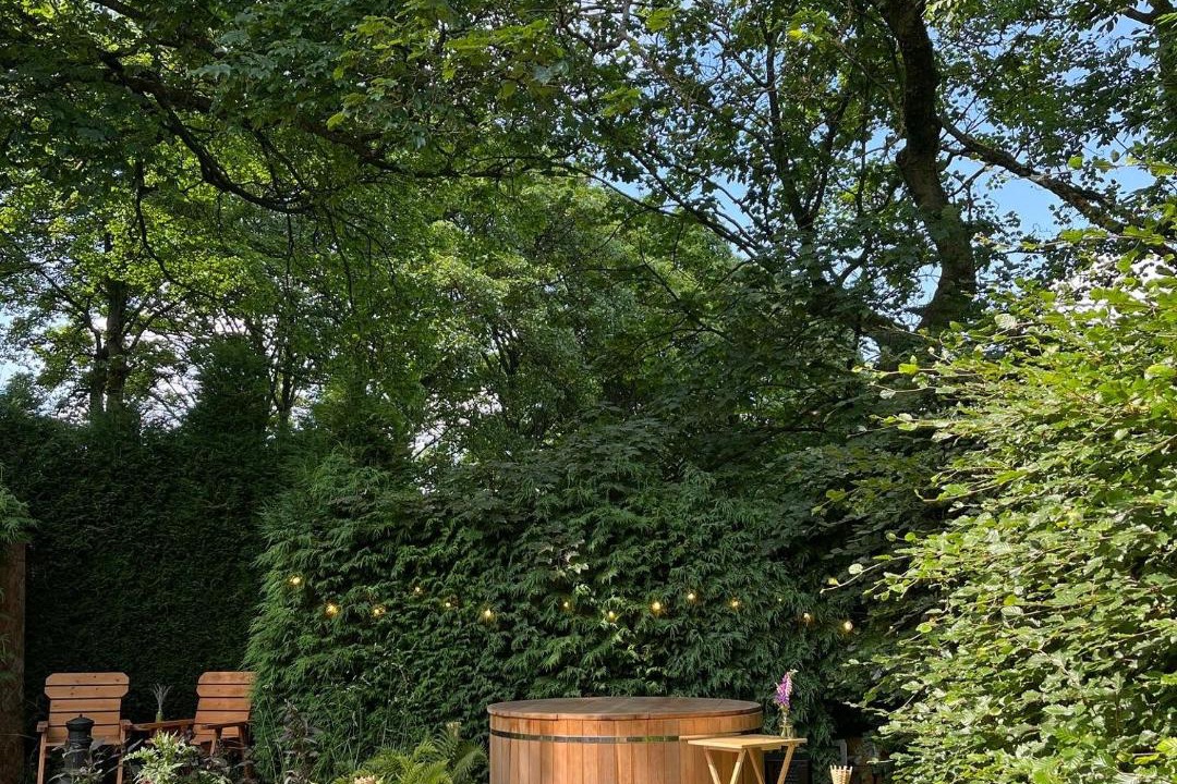 Photo of Others in Lumbutts