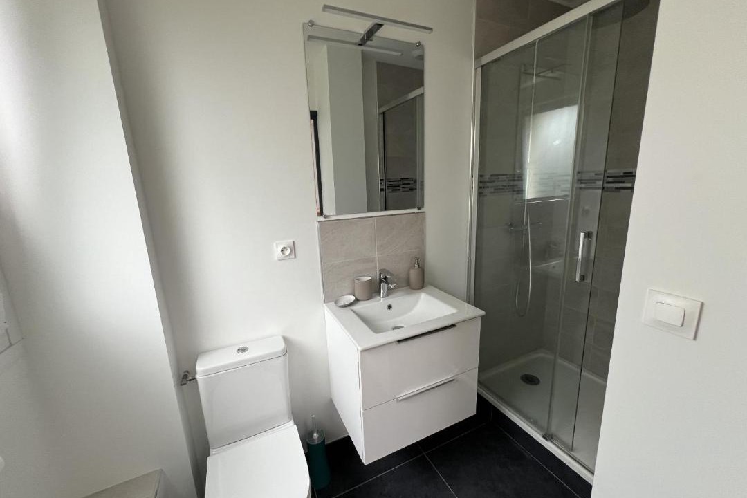 Photo of Bathroom in Gare