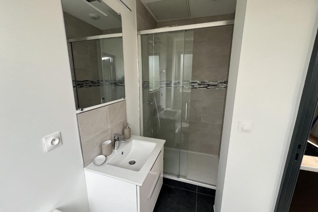 Photo of Bathroom in Gare