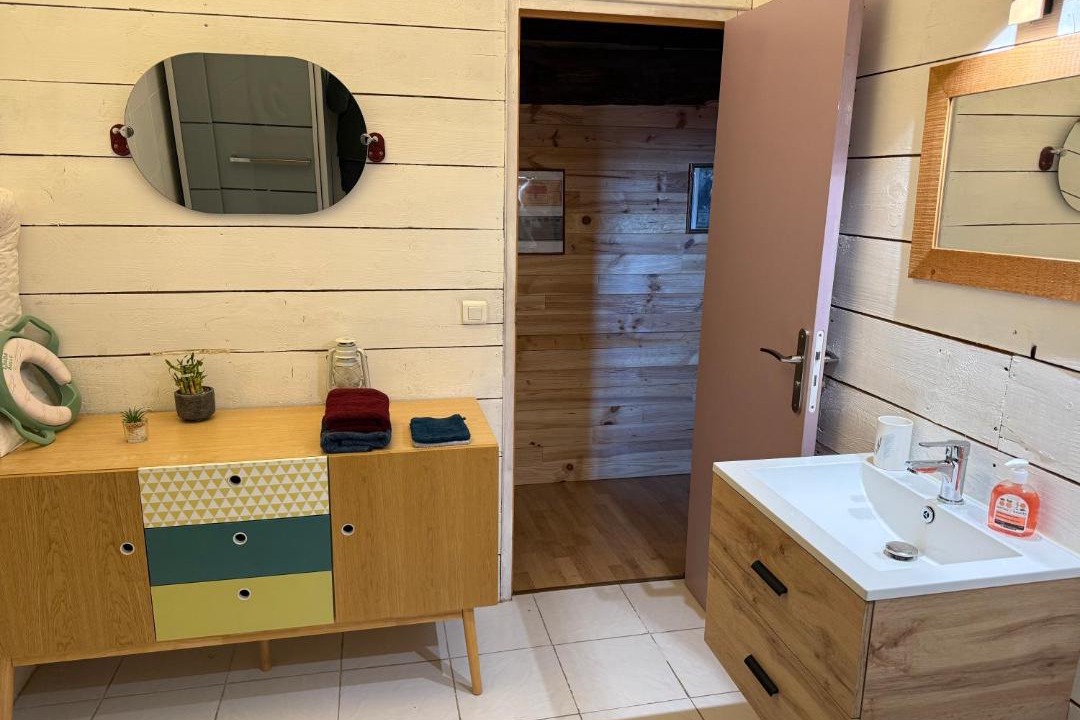 Photo of Bathroom in Ternant-les-Eaux