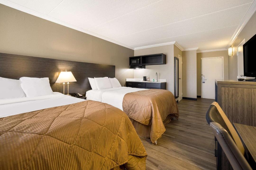 Photo of Bedroom in Lindbergh Lawns