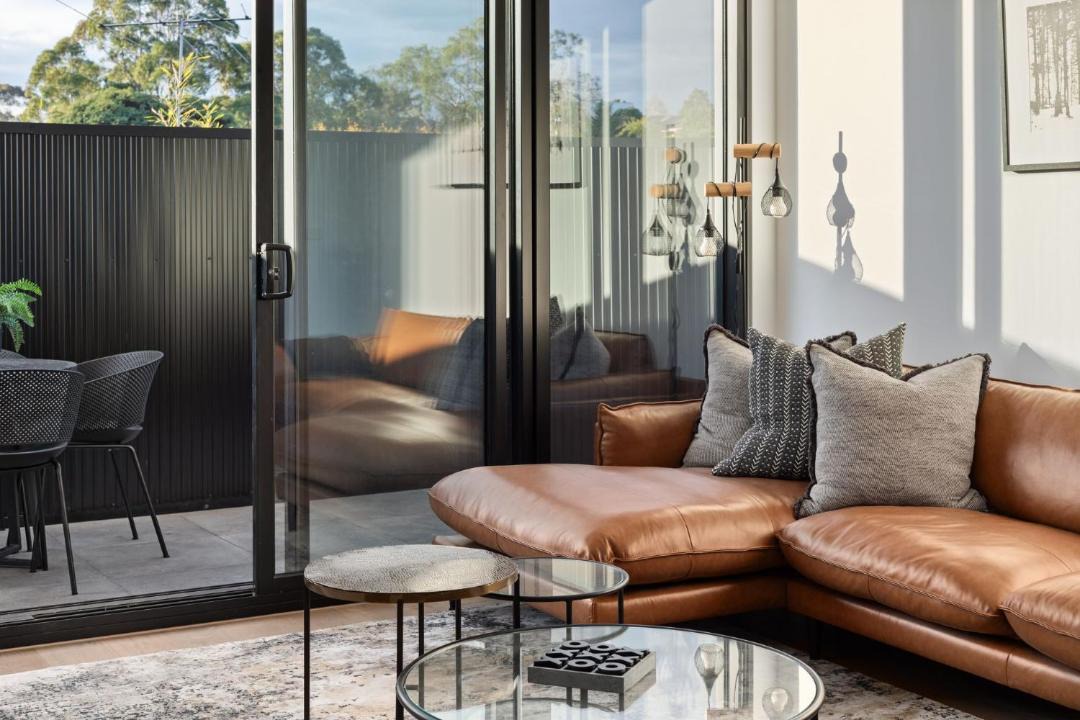 Photo of Others in Rosanna