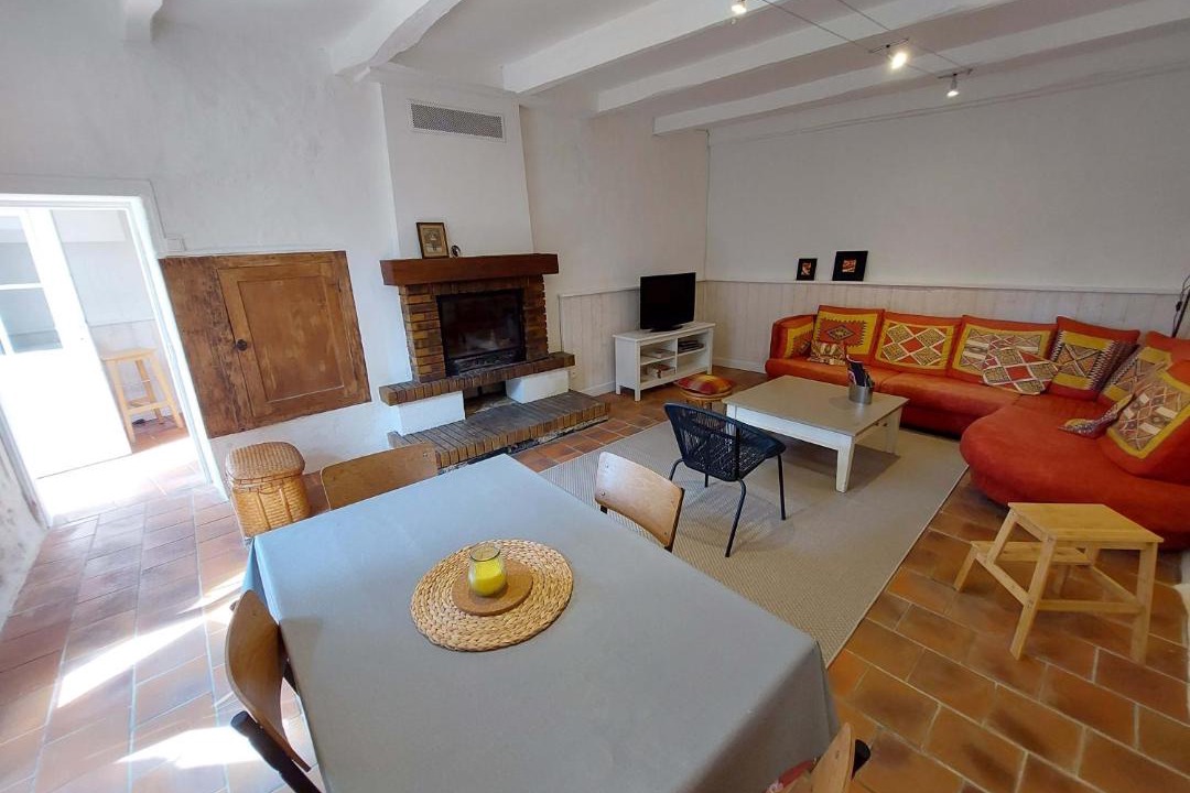 Photo of Others in Marnay