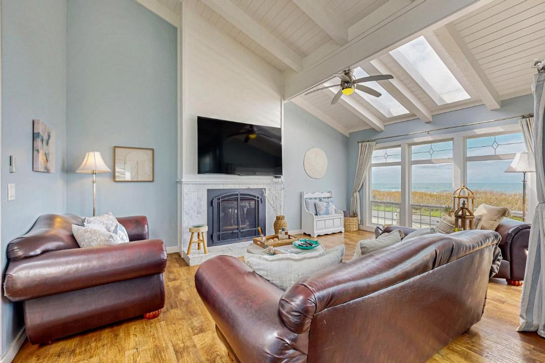 Photo of Others in Fort Bragg