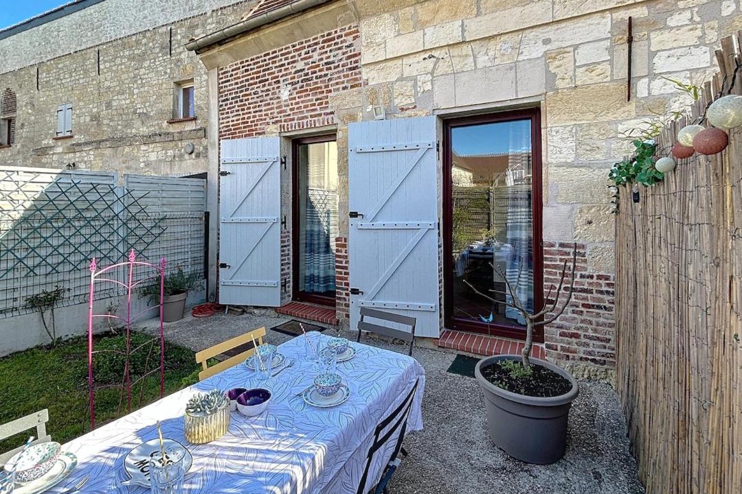 Photo of Others in Lachelle