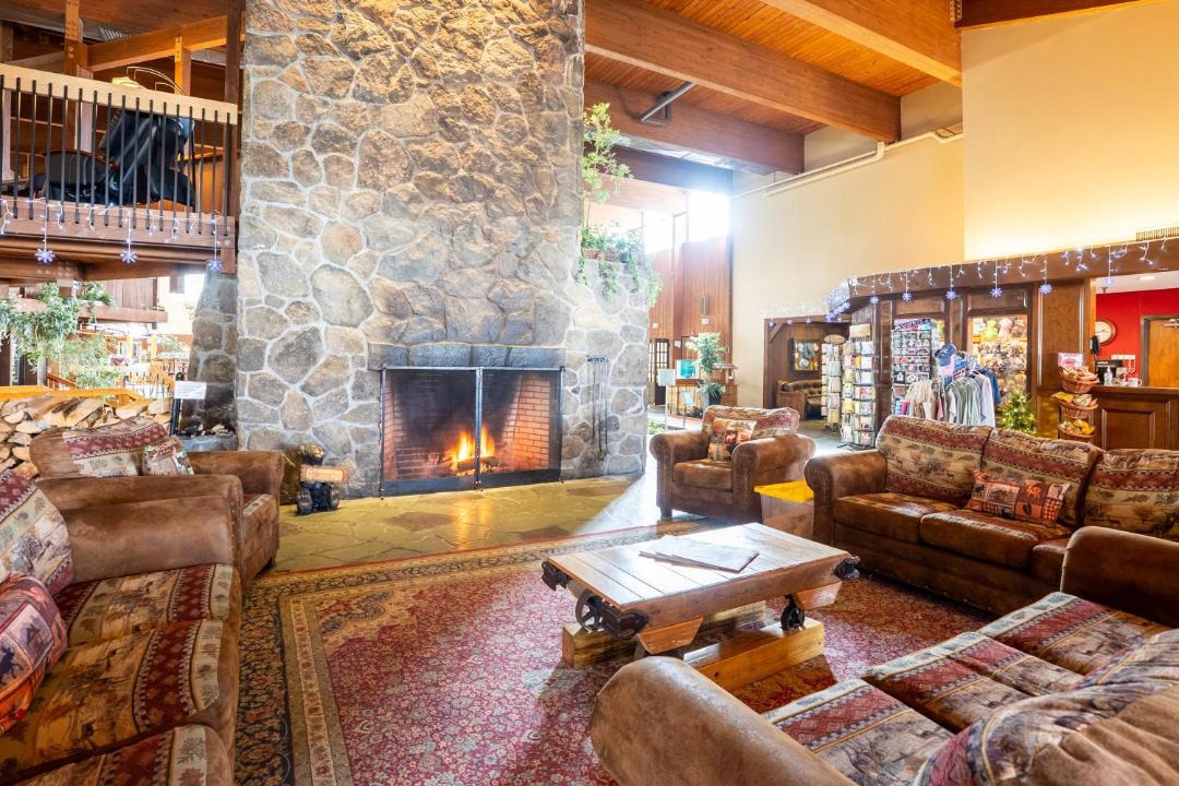 Photo of Livingroom in West Lebanon