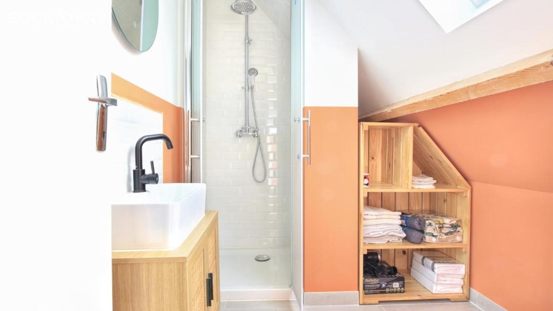 Photo of Bathroom in Saint-Lo-d'Ourville