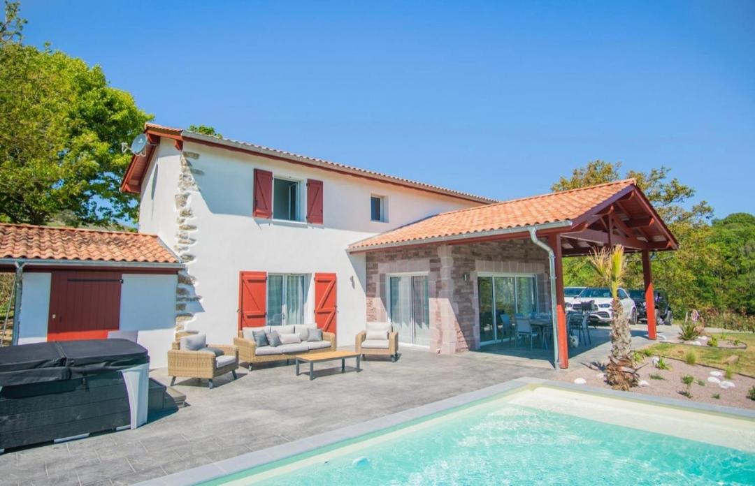 Photo of Others in Lasse