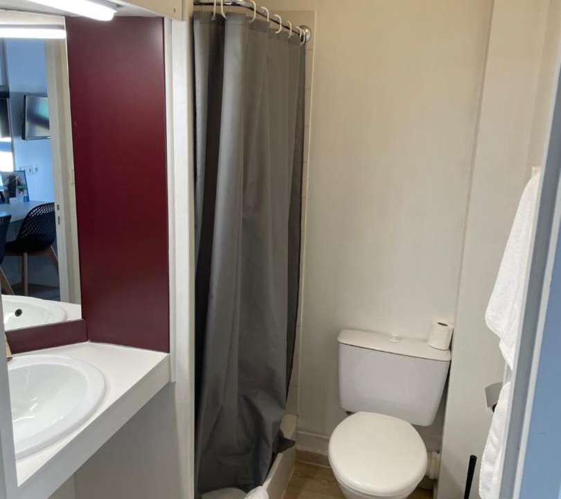 Photo of Bathroom in Cherbourg-en-Cotentin