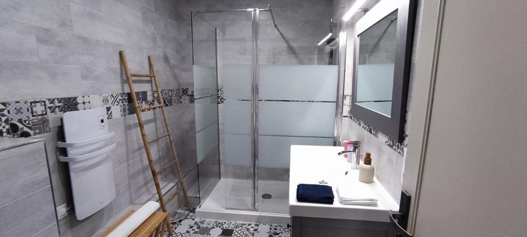 Photo of Bathroom in Colonzelle