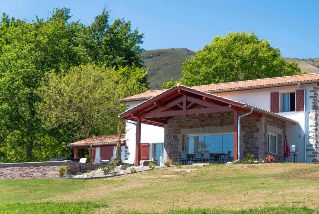 Photo of Others in Lasse