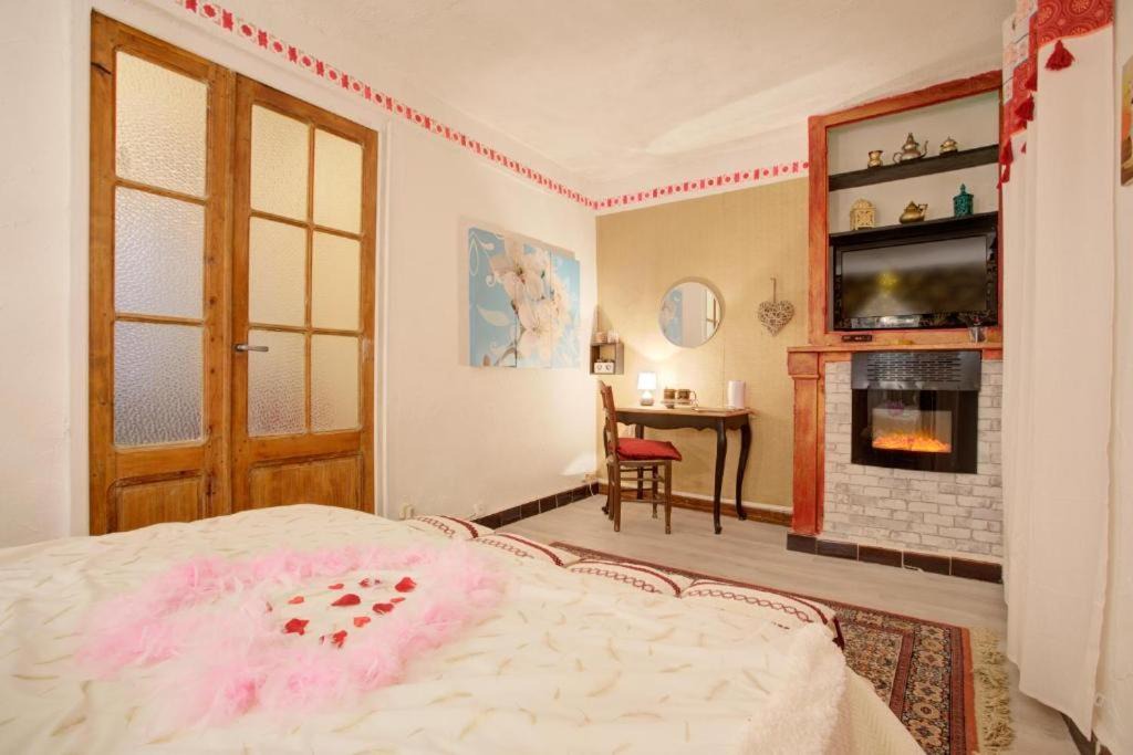 Photo of Bedroom in Saint-Paul-de-Fenouillet