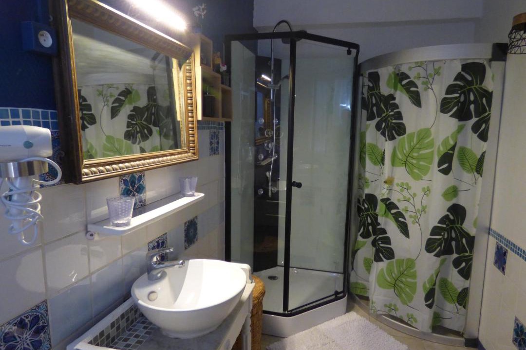 Photo of Bathroom in Saint-Paul-de-Fenouillet