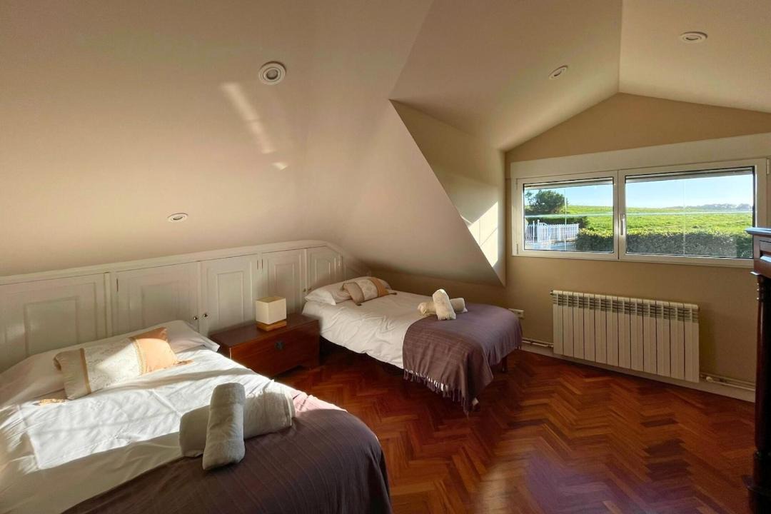 Photo of Bedroom in Somo