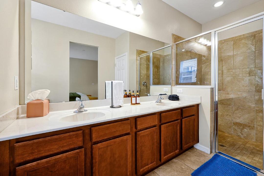 Photo of Bathroom in Veranda Palms