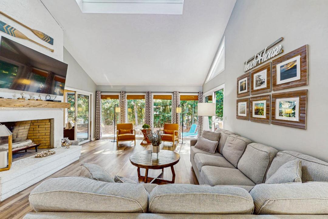 Photo of Livingroom in Oceanside