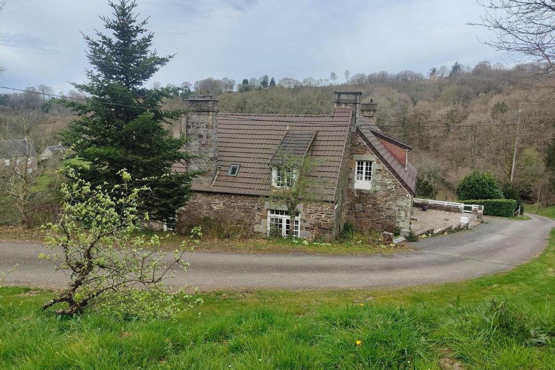 Photo of Others in Brouains