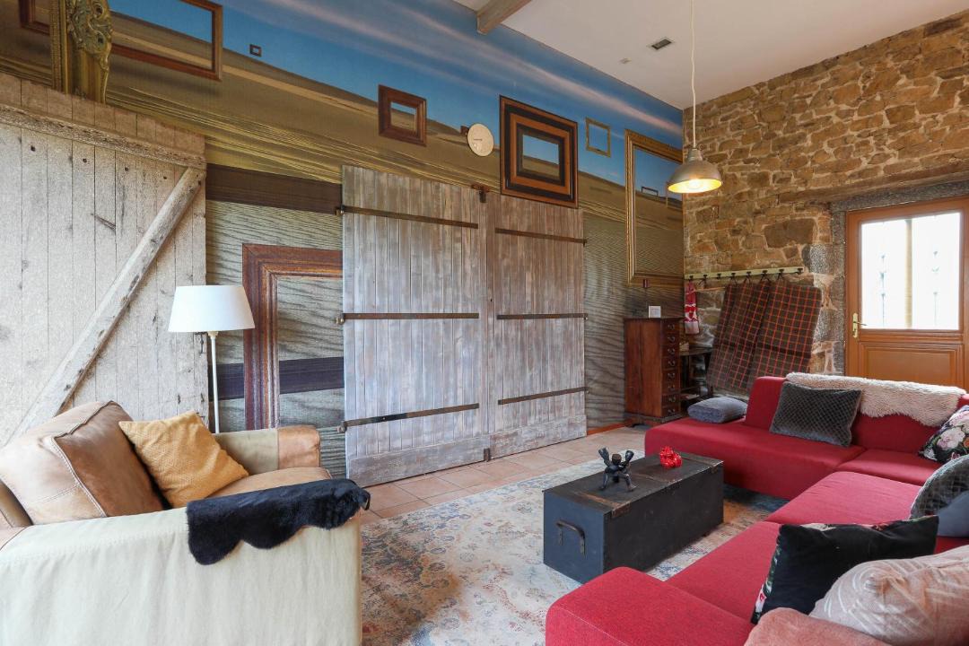 Photo of Others in Prat