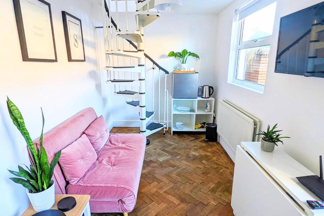 Photo of Others in Brixton Hill