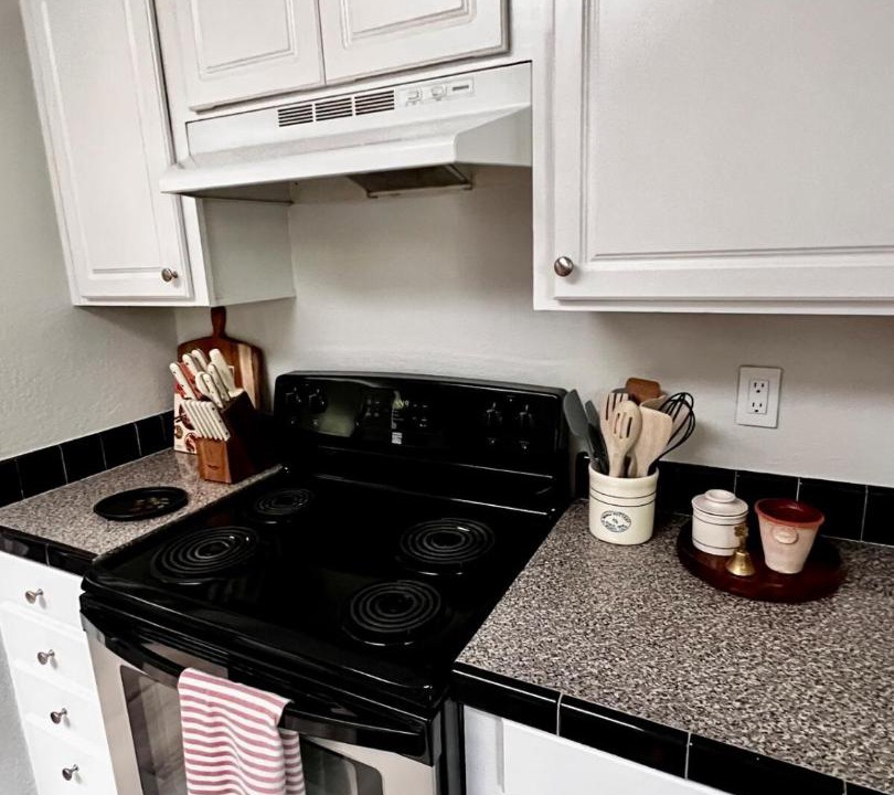 Photo of Kitchen in Circle D-KC Estates