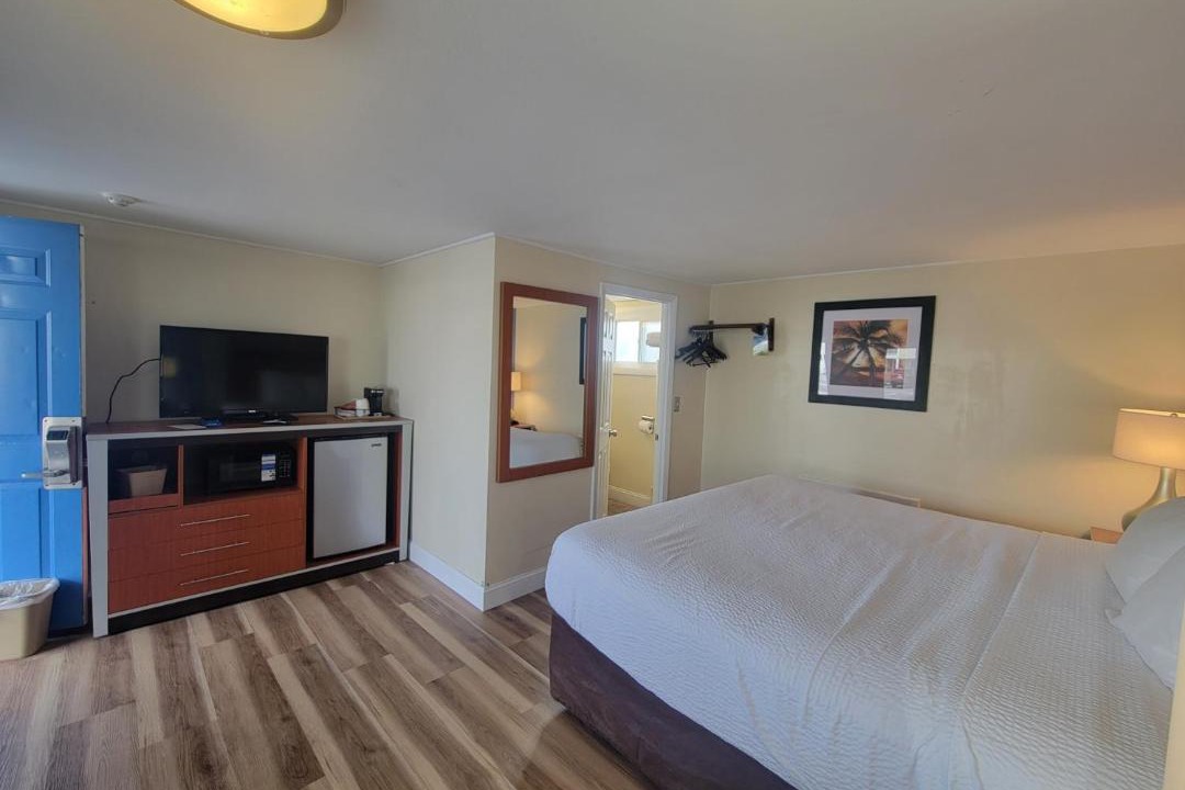 Photo of Bedroom in West Yarmouth