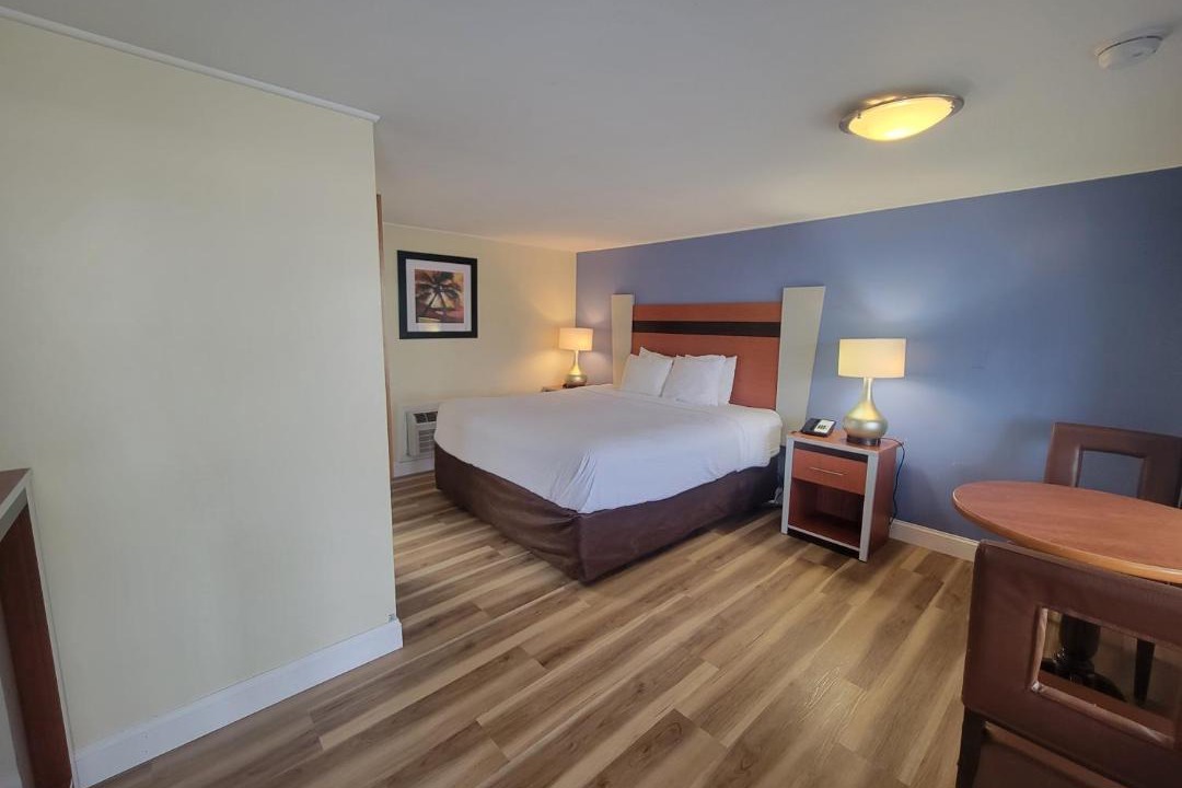 Photo of Bedroom in West Yarmouth