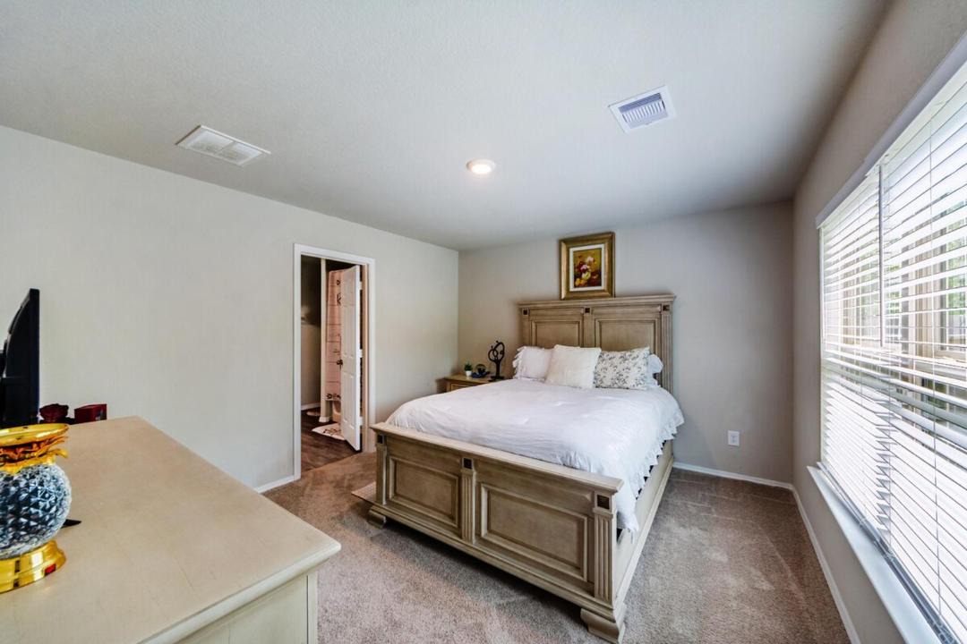 Photo of Bedroom in Conroe