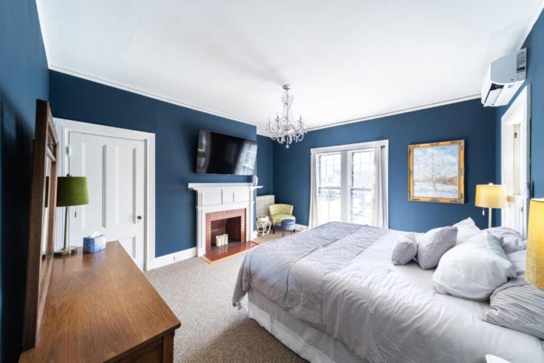 Photo of Bedroom in Ellsworth