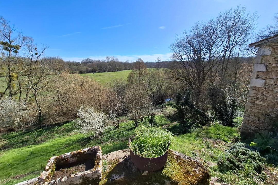 Photo of Others in Marnay