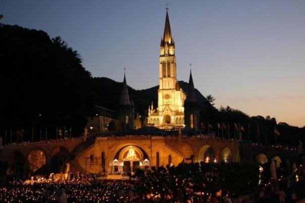 Photo of Others in Lourdes