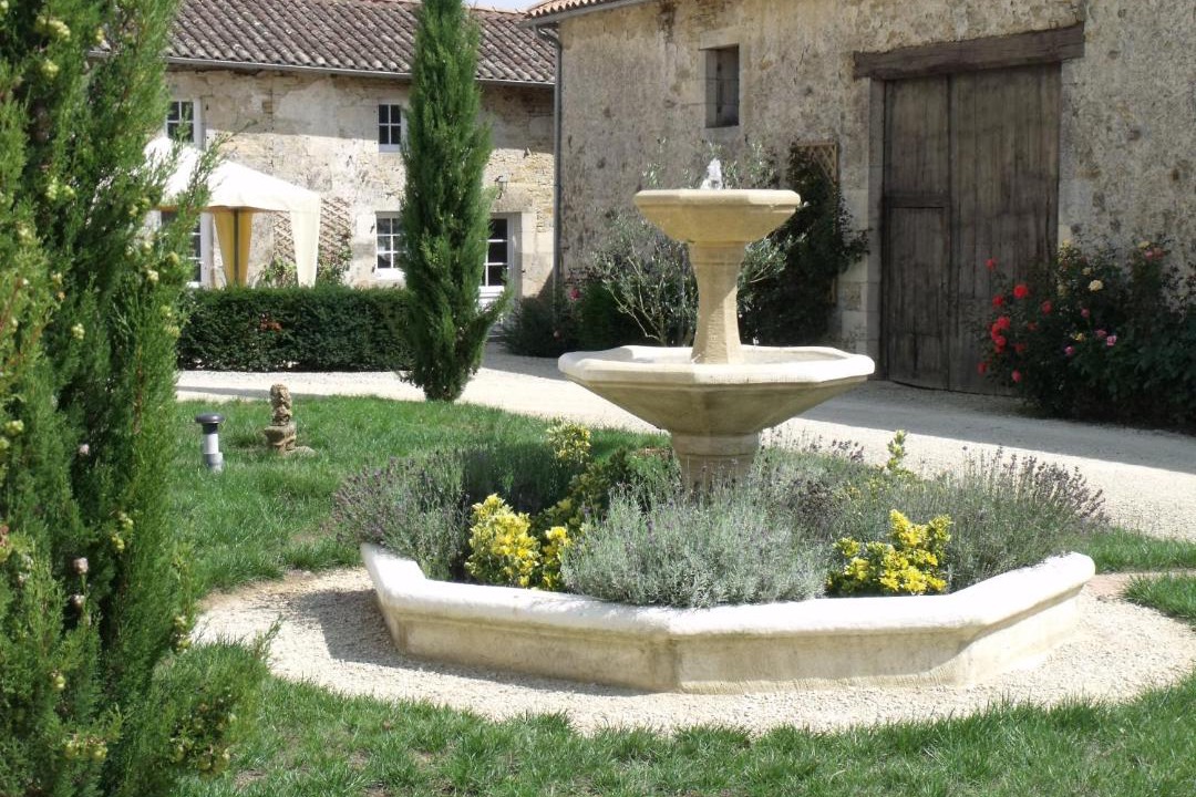 Photo of Others in Xaintray