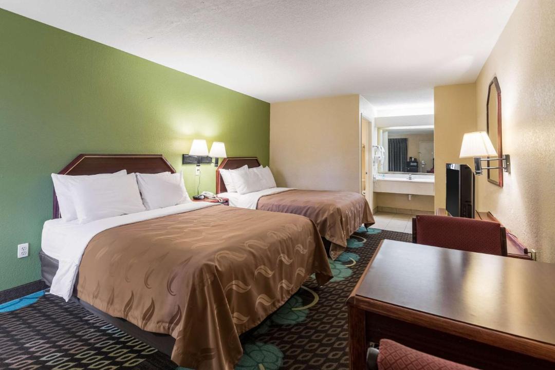 Photo of Bedroom in Alexandria