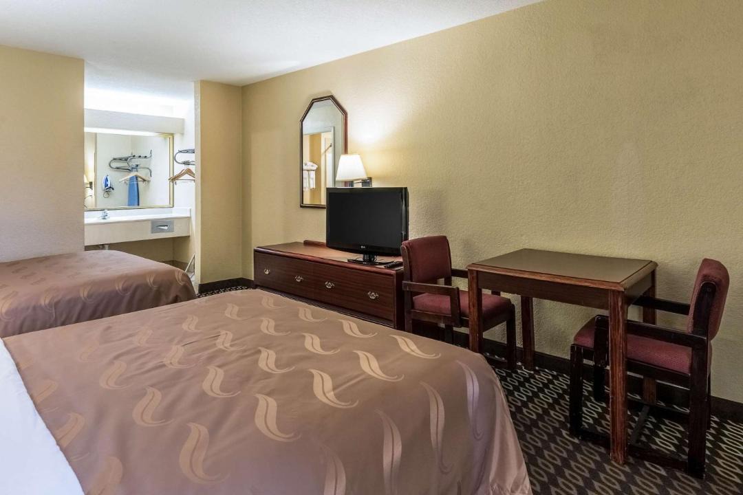 Photo of Bedroom in Alexandria