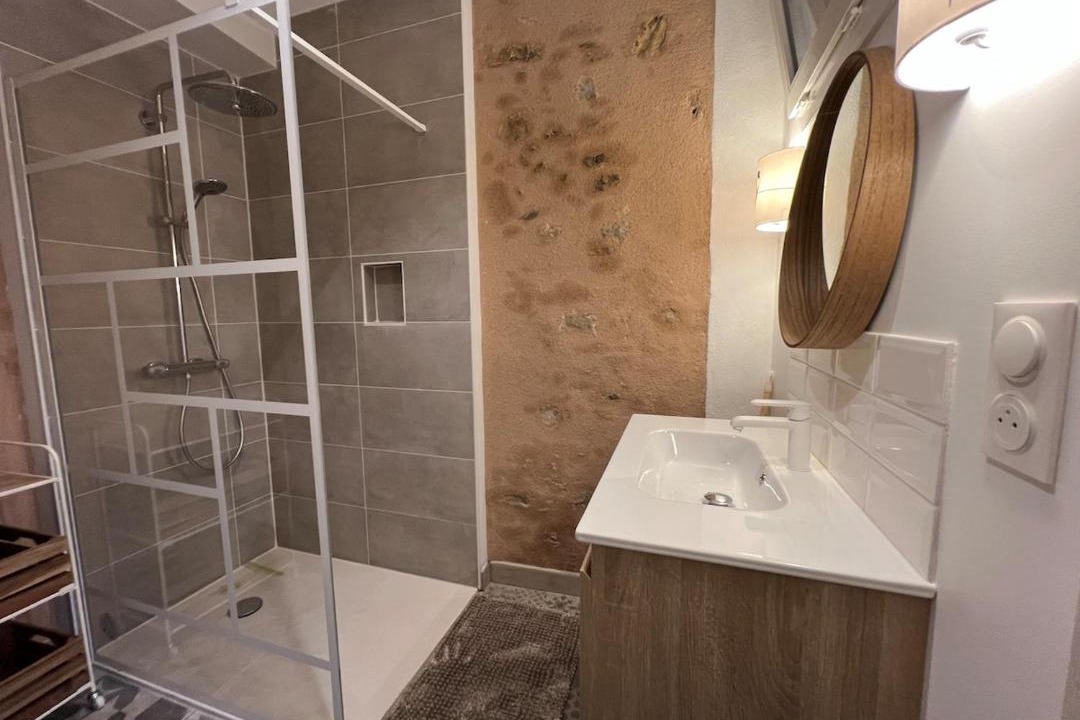 Photo of Bathroom in Coustouge