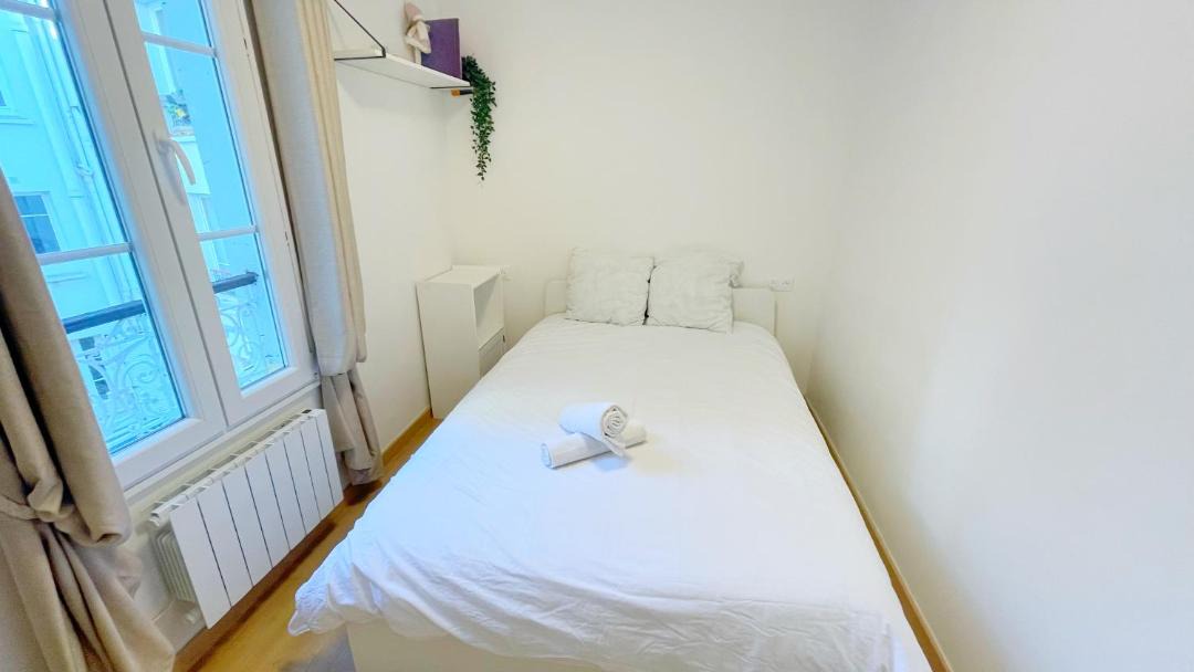 Photo of Bedroom in Quartier de la Salpetriere